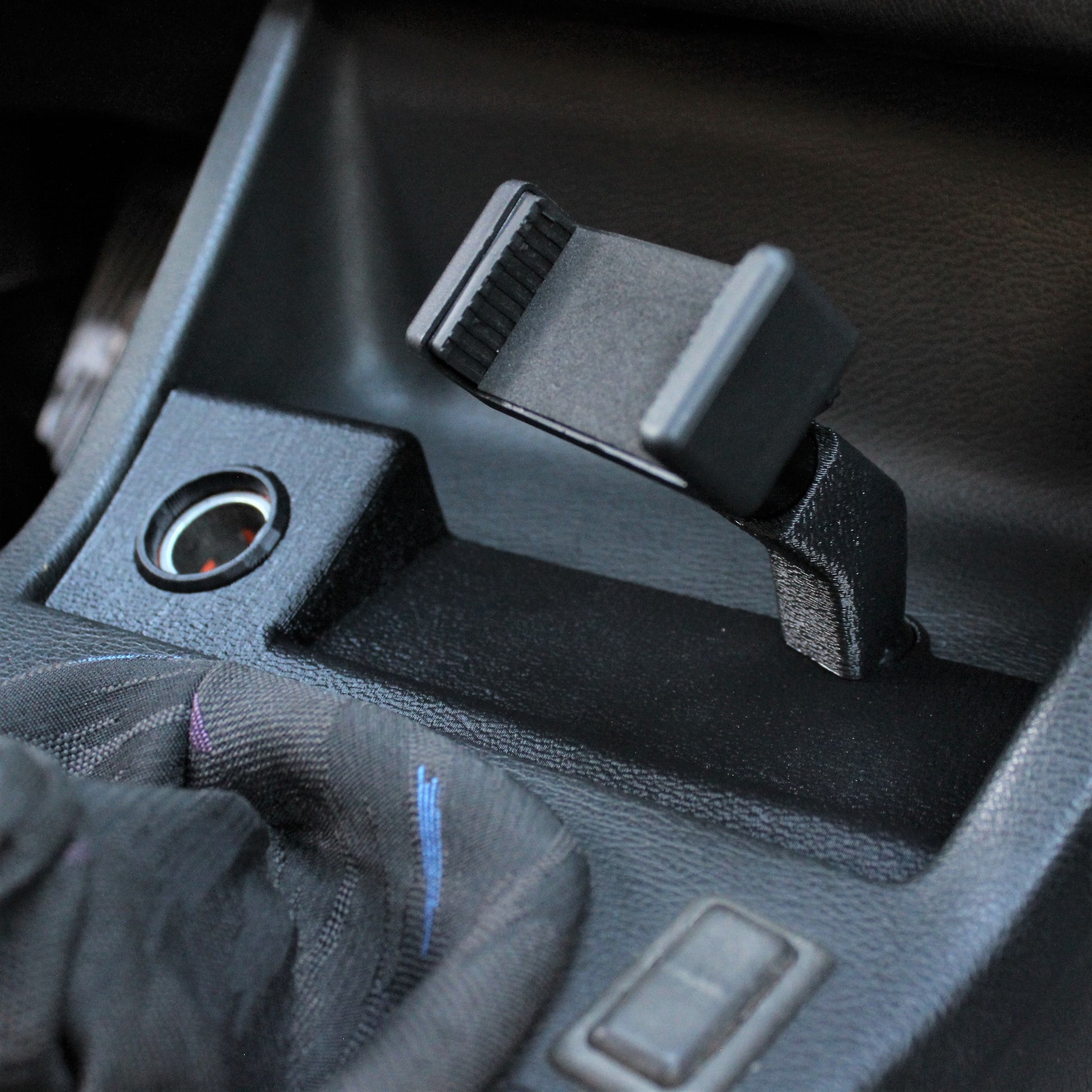 bmw e30 cigarette lighter BMW E30 Utility Panel Ashtray Replacement & Phone Mount bmw e30 cigarette lighter BMW E30 Utility Panel Ashtray Replacement & Phone Mount